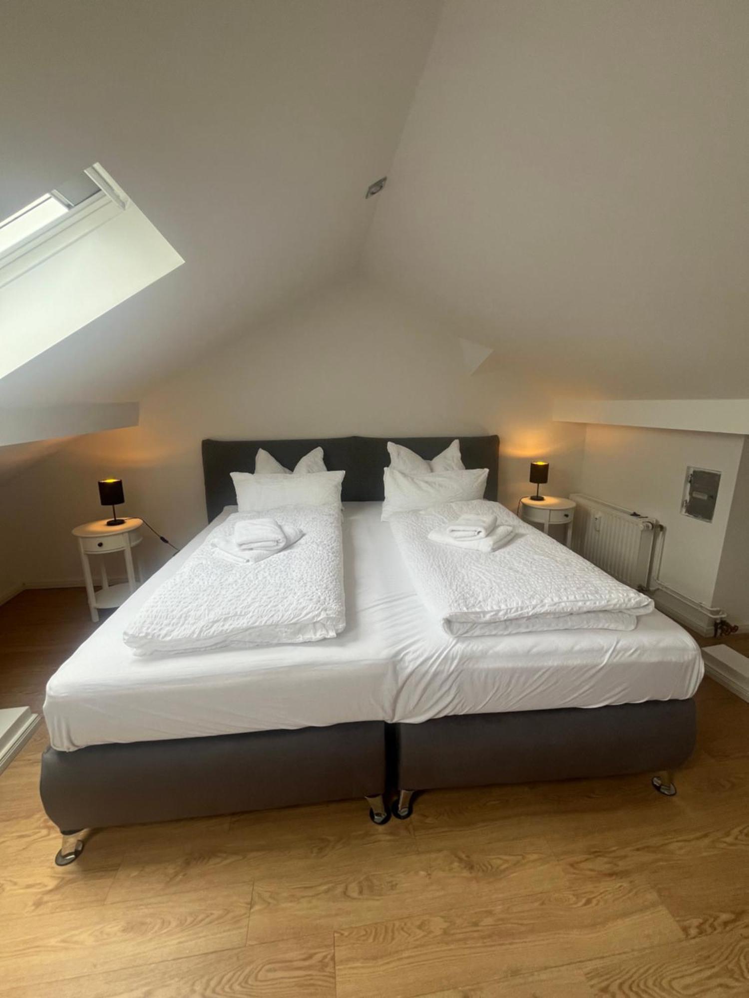 Zeitapartments Am Fischmarkt Щаде Екстериор снимка